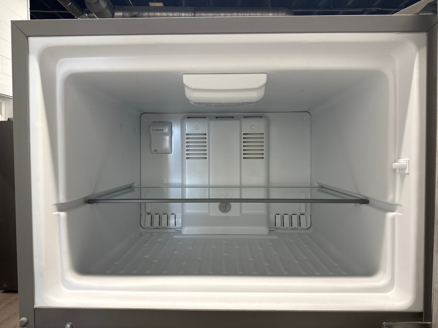 Maytag 30" Top Freezer Refrigerator-MRT318FZDM01