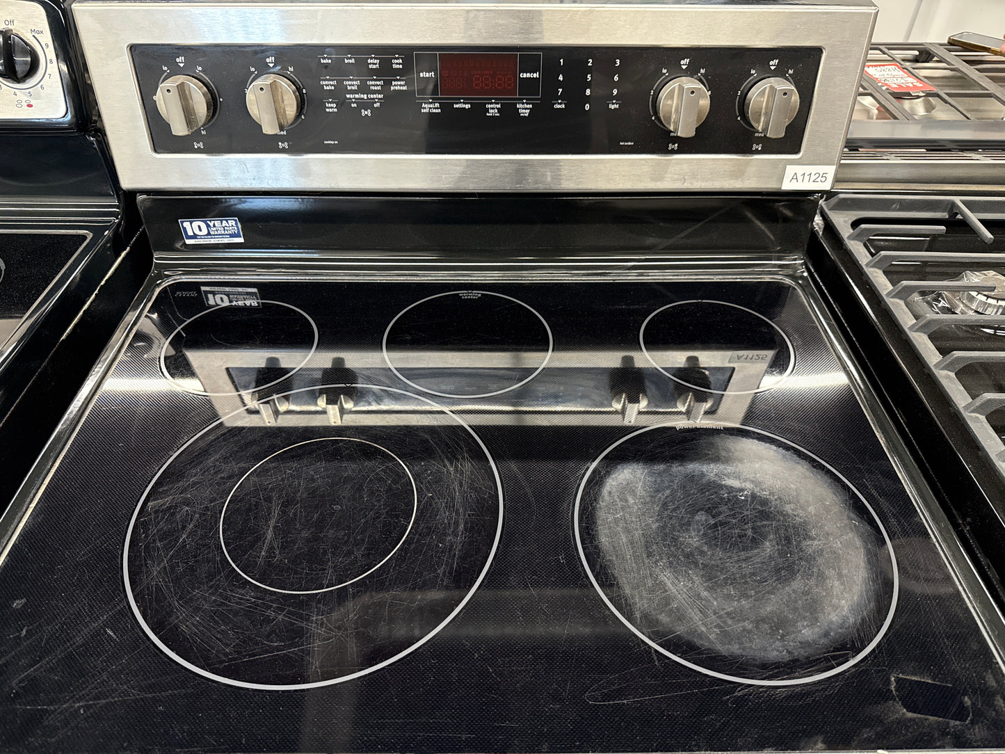 Maytag 30" Glass Top Range- YMER8800FZ4