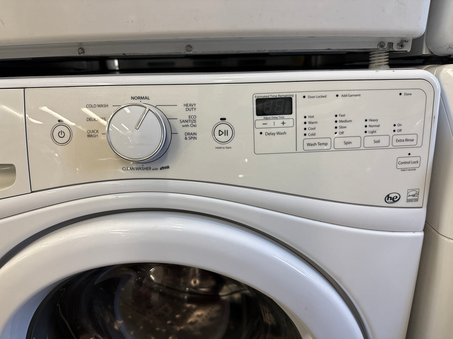 Whirlpool 27” Washer and Dryer Set (Washer-wfw72hedw0 Dryer-ywed72hedw0)