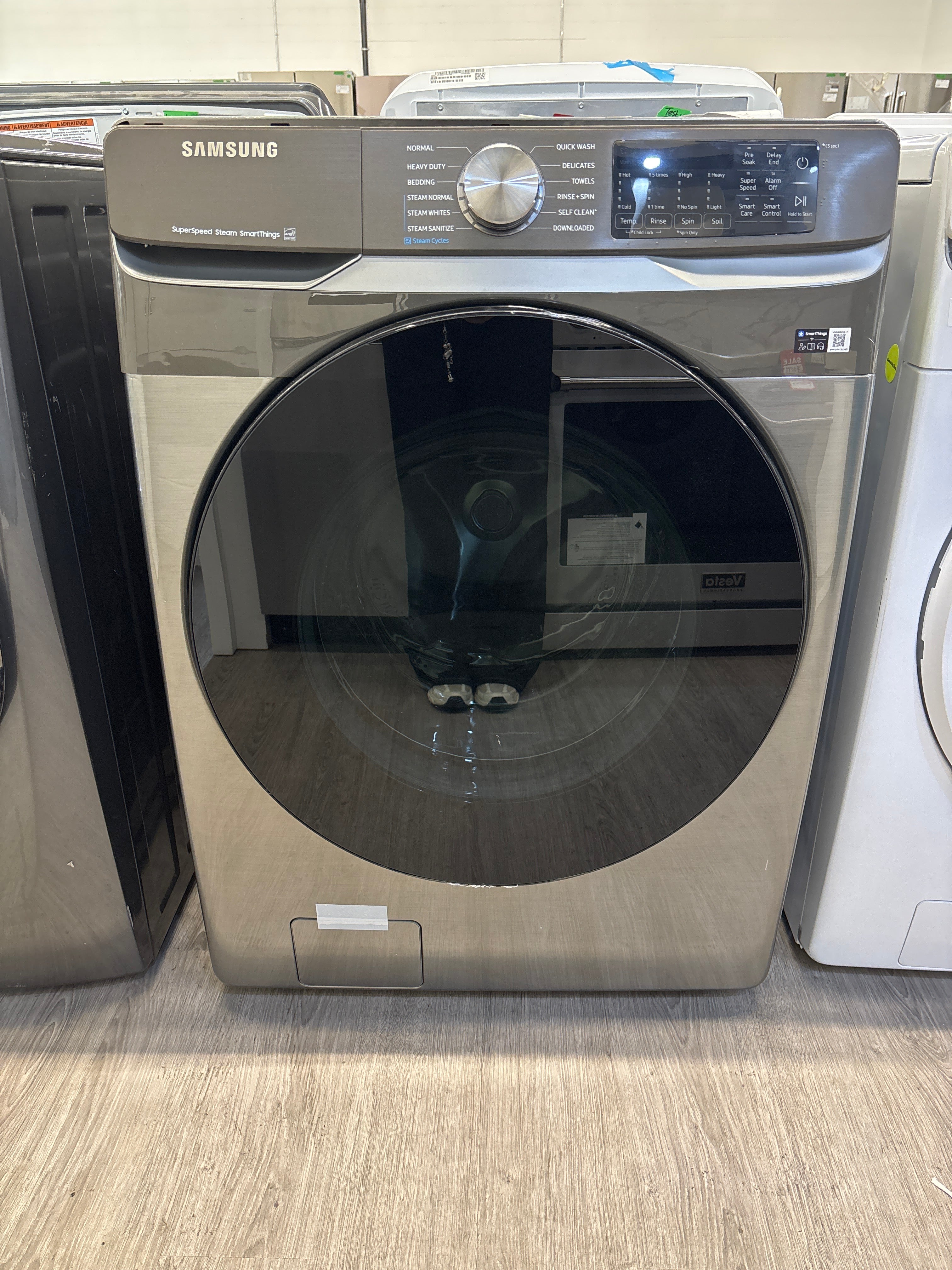 OPEN BOX - SAMSUNG 27” Front load washer - FW45B6300AP