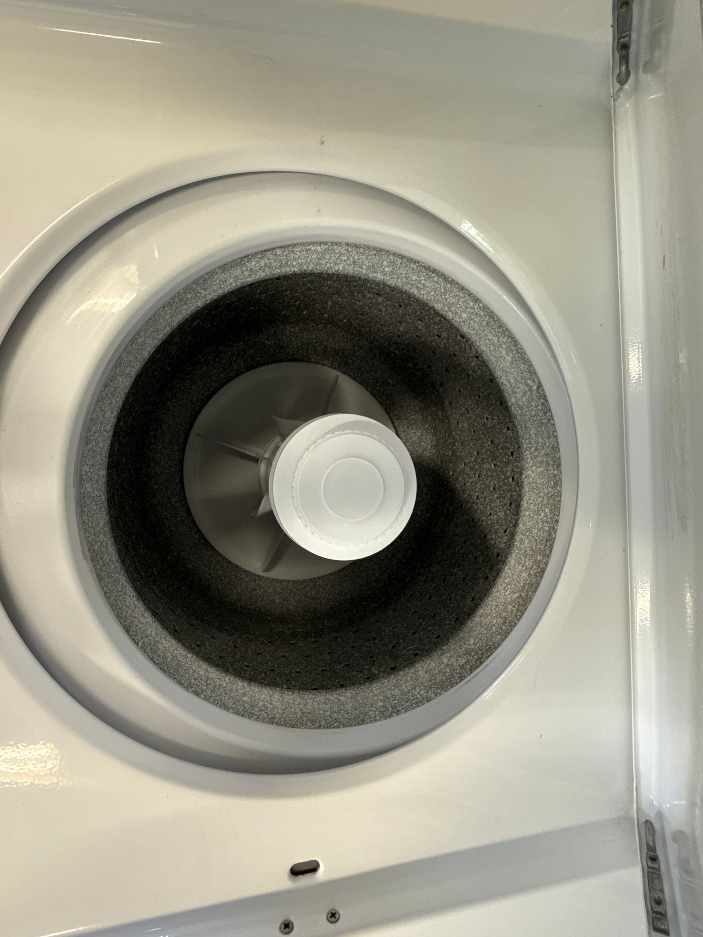 Whirlpool 24” Laundry Center -YLTE5243DQ3