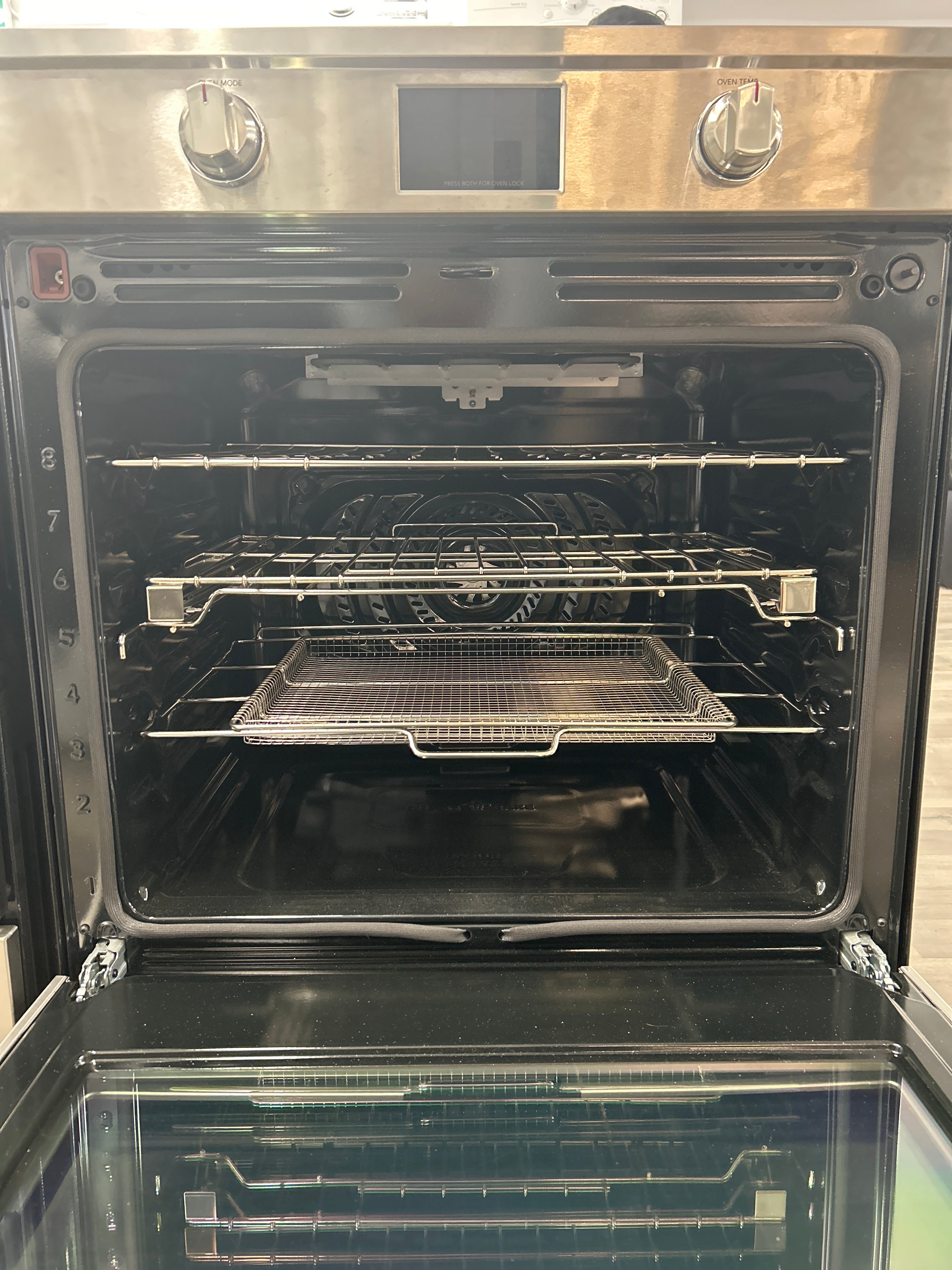 OPEN BOX - Frigidaire 30” Slide-in Induction Range - PCFI308CAFA