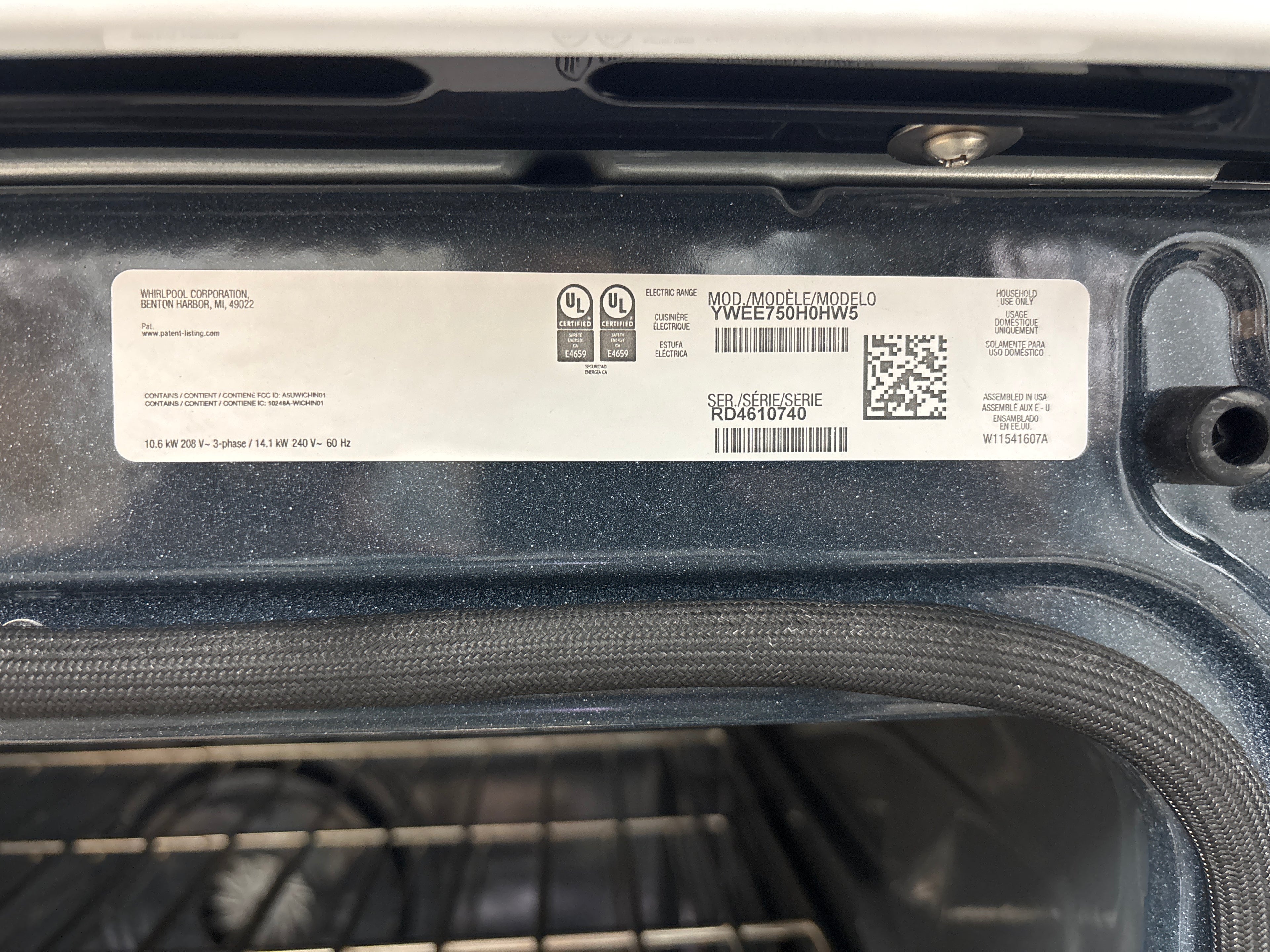 OPEN BOX -WHIRLPOOL 30” Slide in range - YWEW750H0HW5