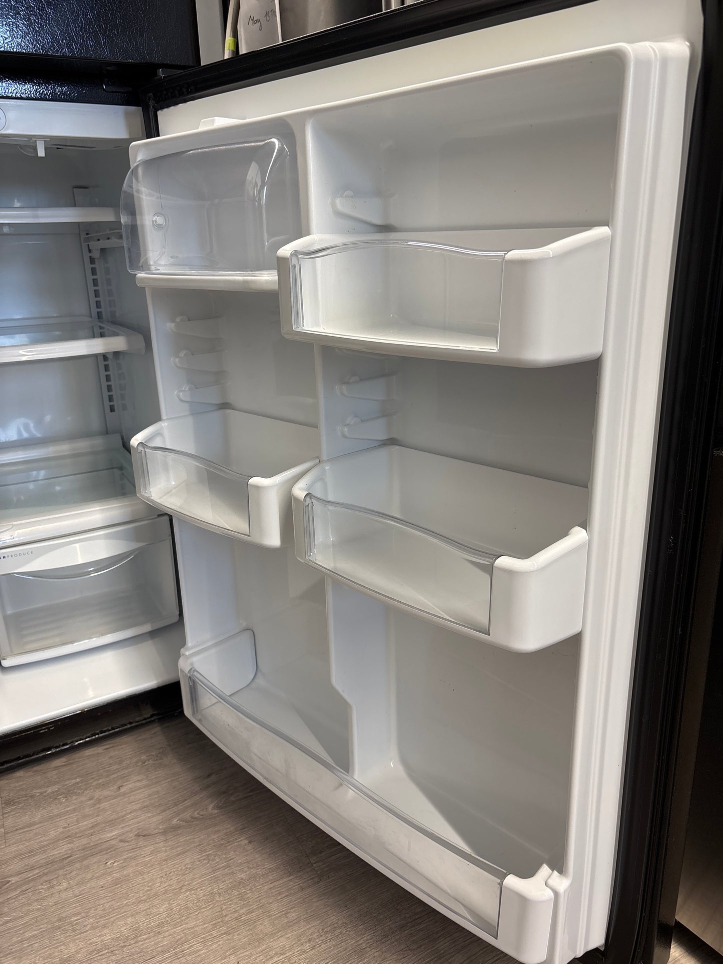 GE 33” Top Freezer Refrigerator - PTS22LCSARBB