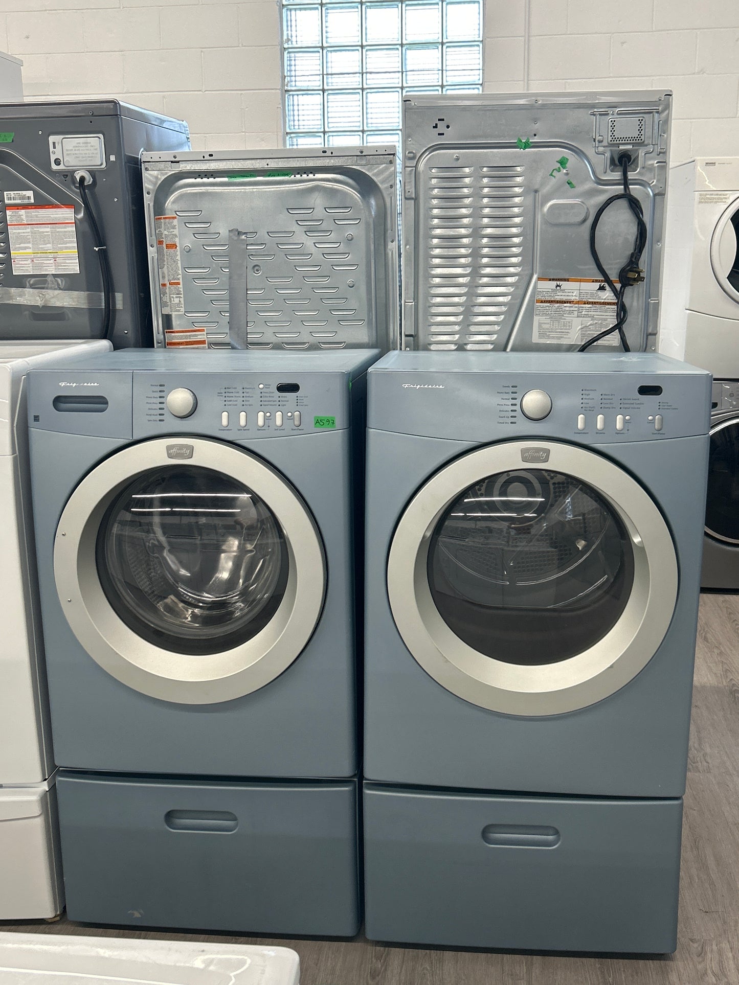 Frigidaire 27'' Front Load Washer/Dryer Set with Pedestals