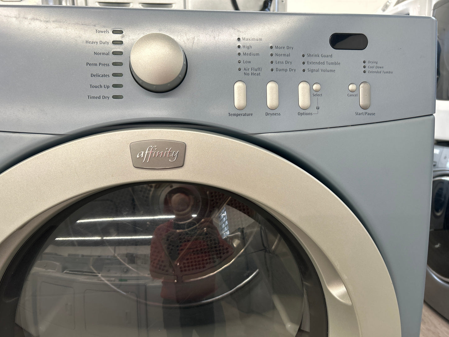 Frigidaire 27'' Front Load Washer/Dryer Set with Pedestals