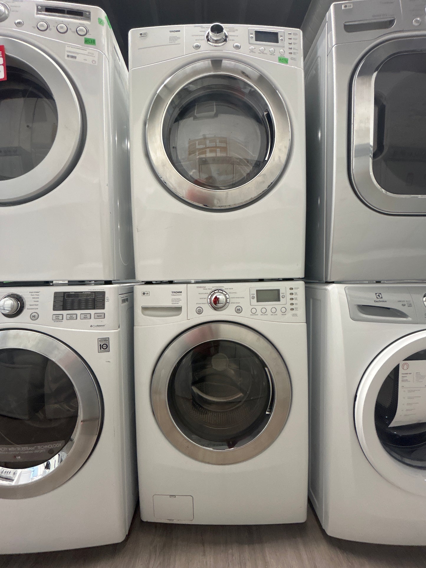 LG 27'' Front Load Washer/Dryer Set