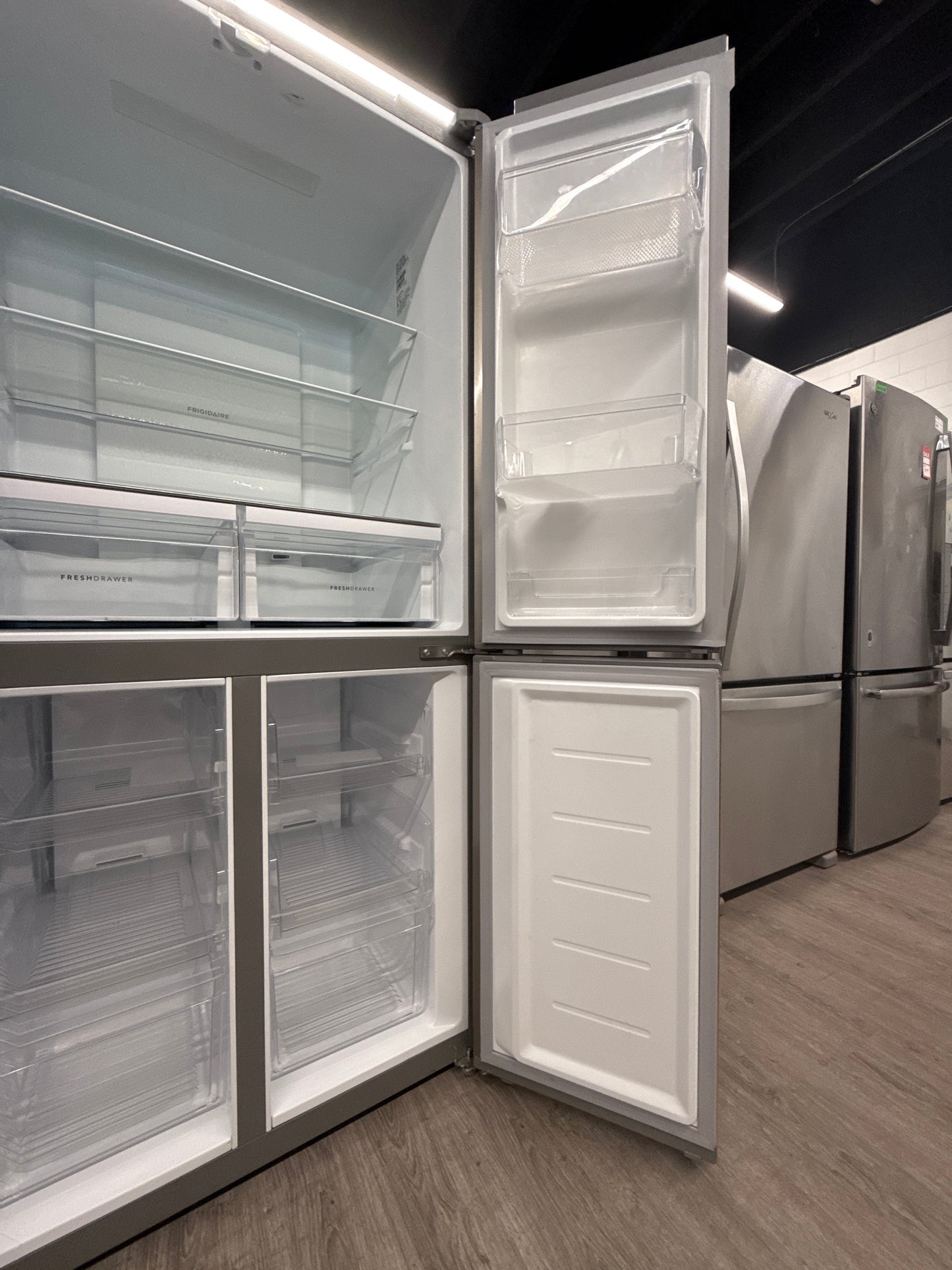 Frigidaire 33” -FRQG1721AV