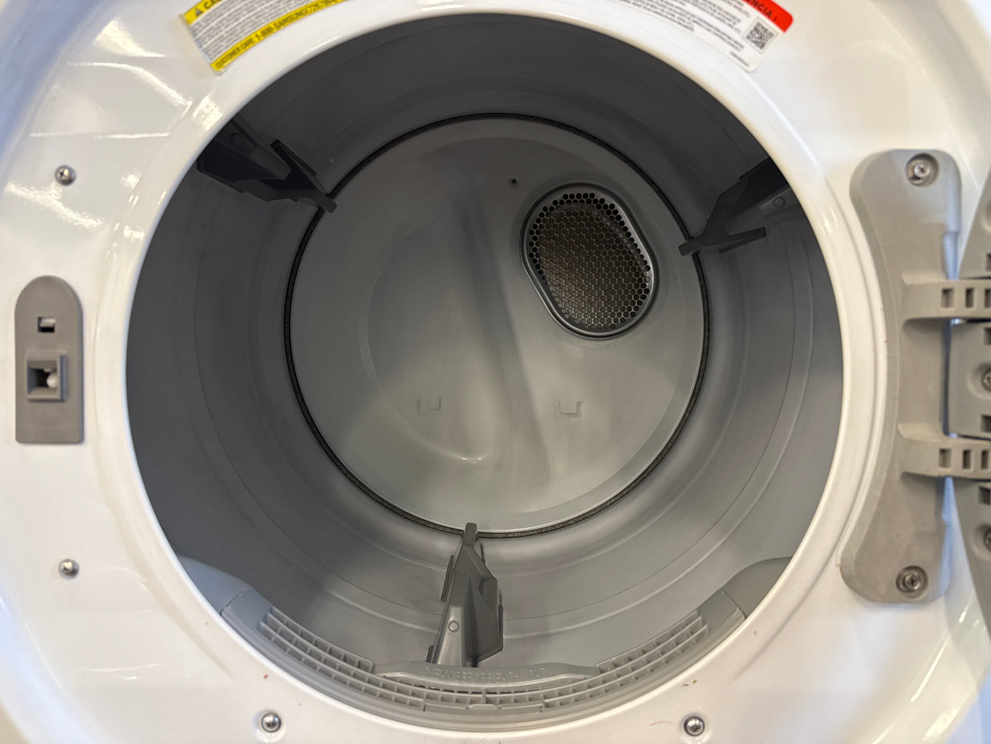 Samsung 27” Washer and Dryer Set (Washer-wf45m5100aw/a5 Dryer-dv42h5000ew/ac)