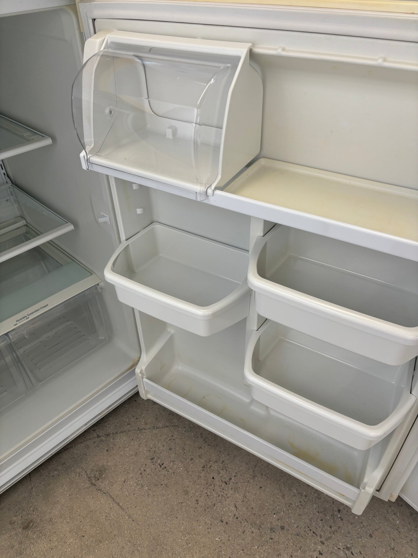 WHIRLPOOL 30’’ TOP FREEZER REFRIGERATOR