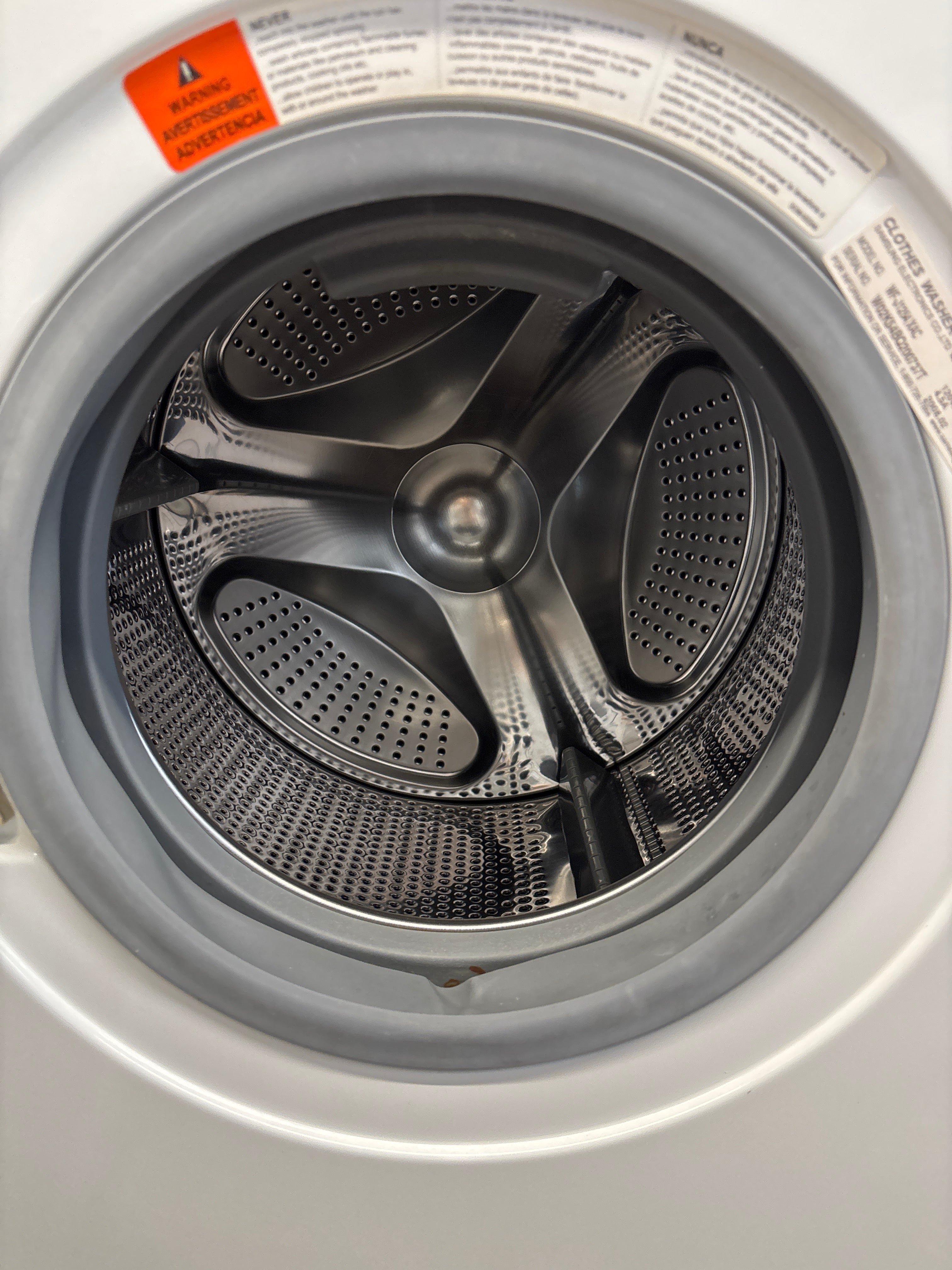 SAMSUNG 24” Front Load Washer- WF-J1254/XAC