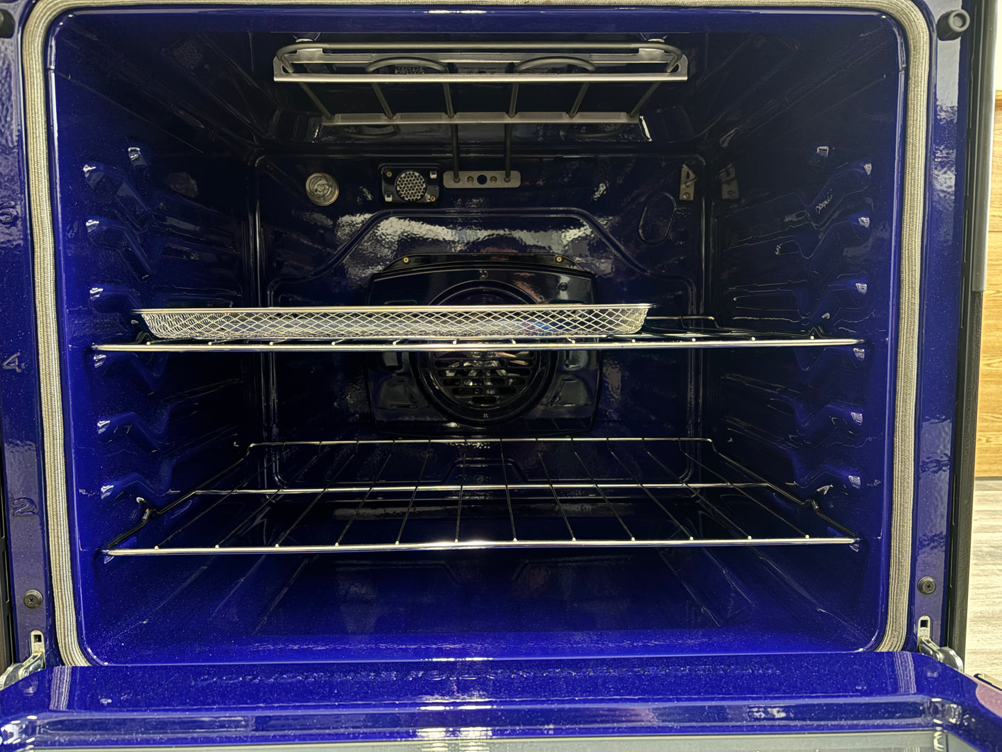OPEN BOX - LG 30” Slide-In Induction Range - LSIL6332FE