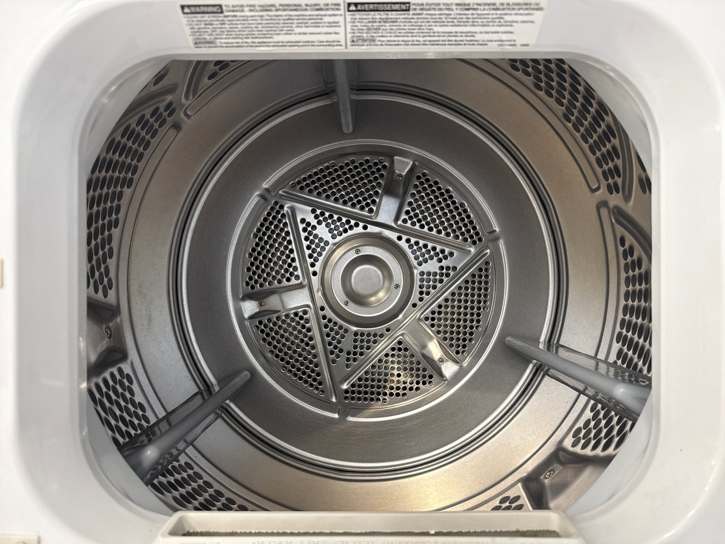 Kenmore 27” Laundry Center- CFLE3900UW1