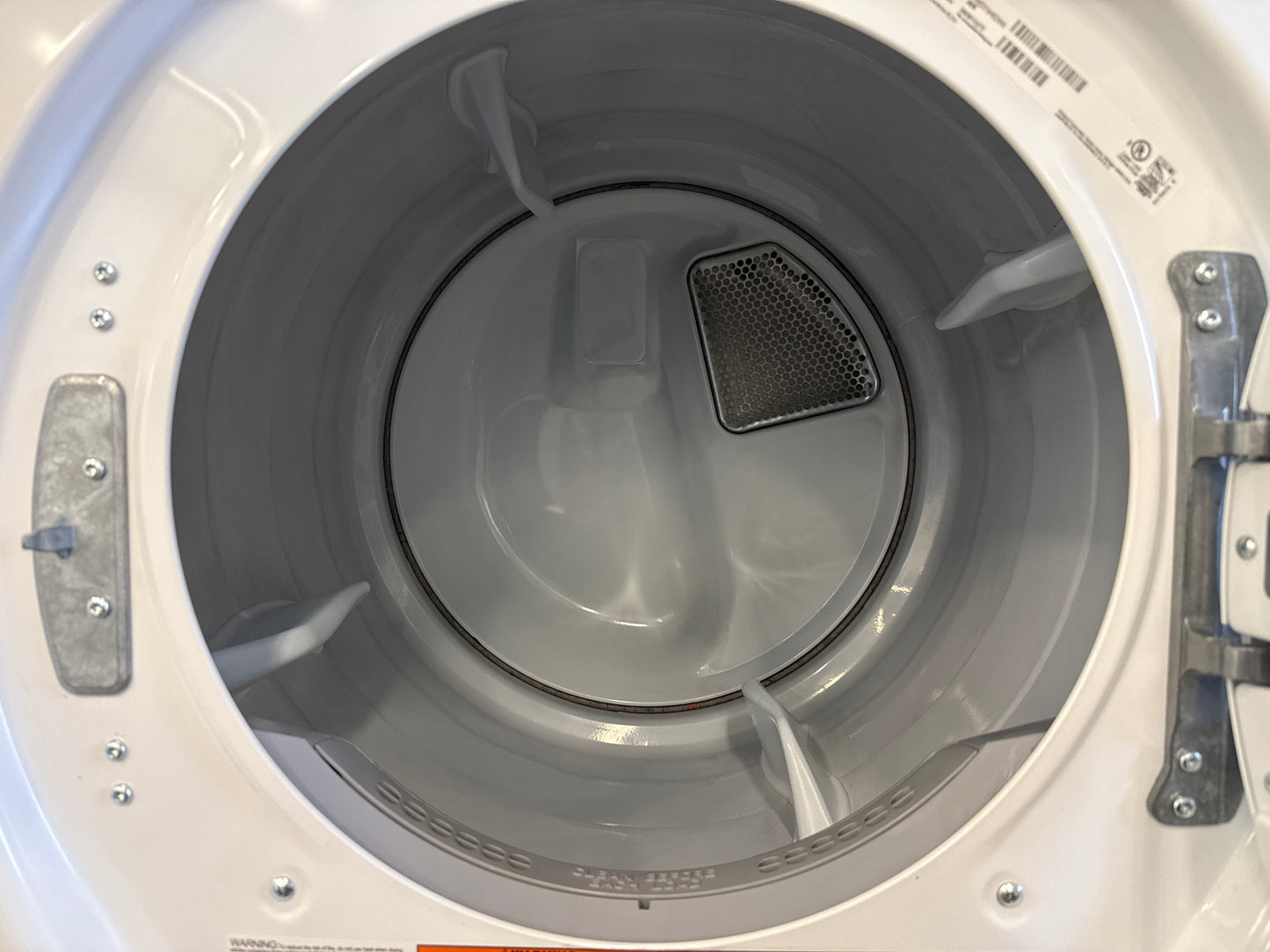 Whirlpool 27” Washer and Dryer Set (Washer-wfw72hedw0 Dryer-ywed72hedw0)