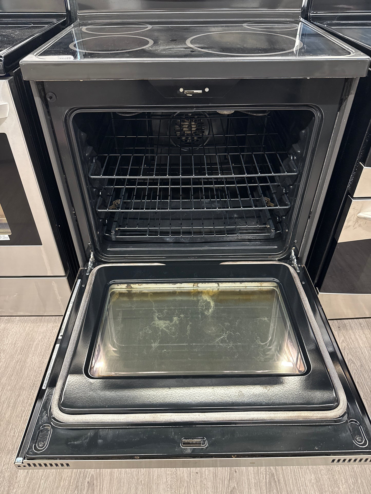 GE 30" Glass Top Induction Range- PHB920SF1SS