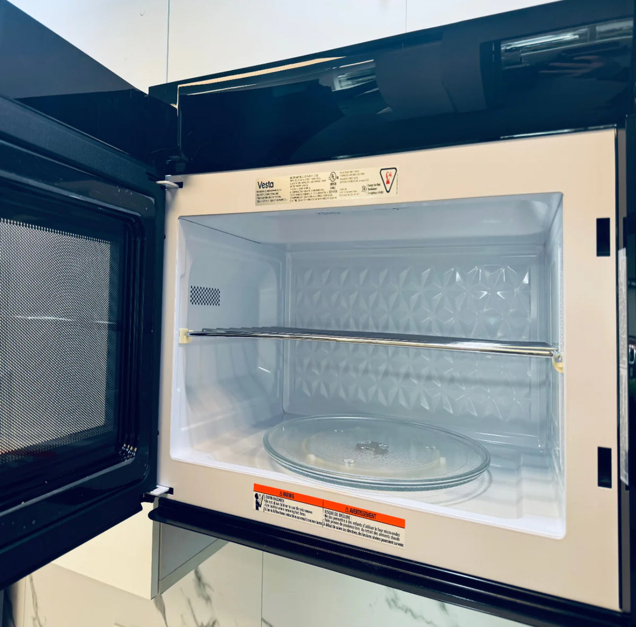 NEW - Vesta Miami 30” Stainless Steel Over-Range Microwave (VOR-MIAMI-30SS)