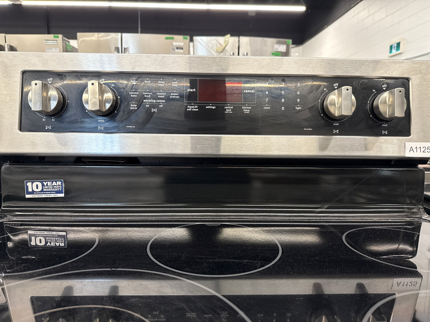 Maytag 30" Glass Top Range- YMER8800FZ4