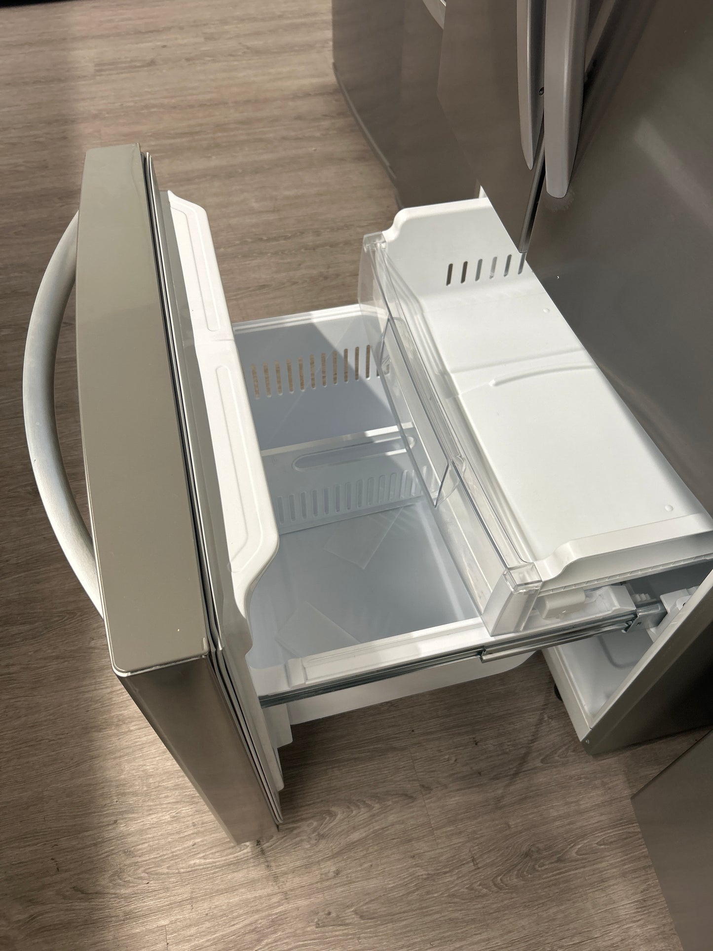 LG 30” French Door Refrigerator-LRFNS2200S