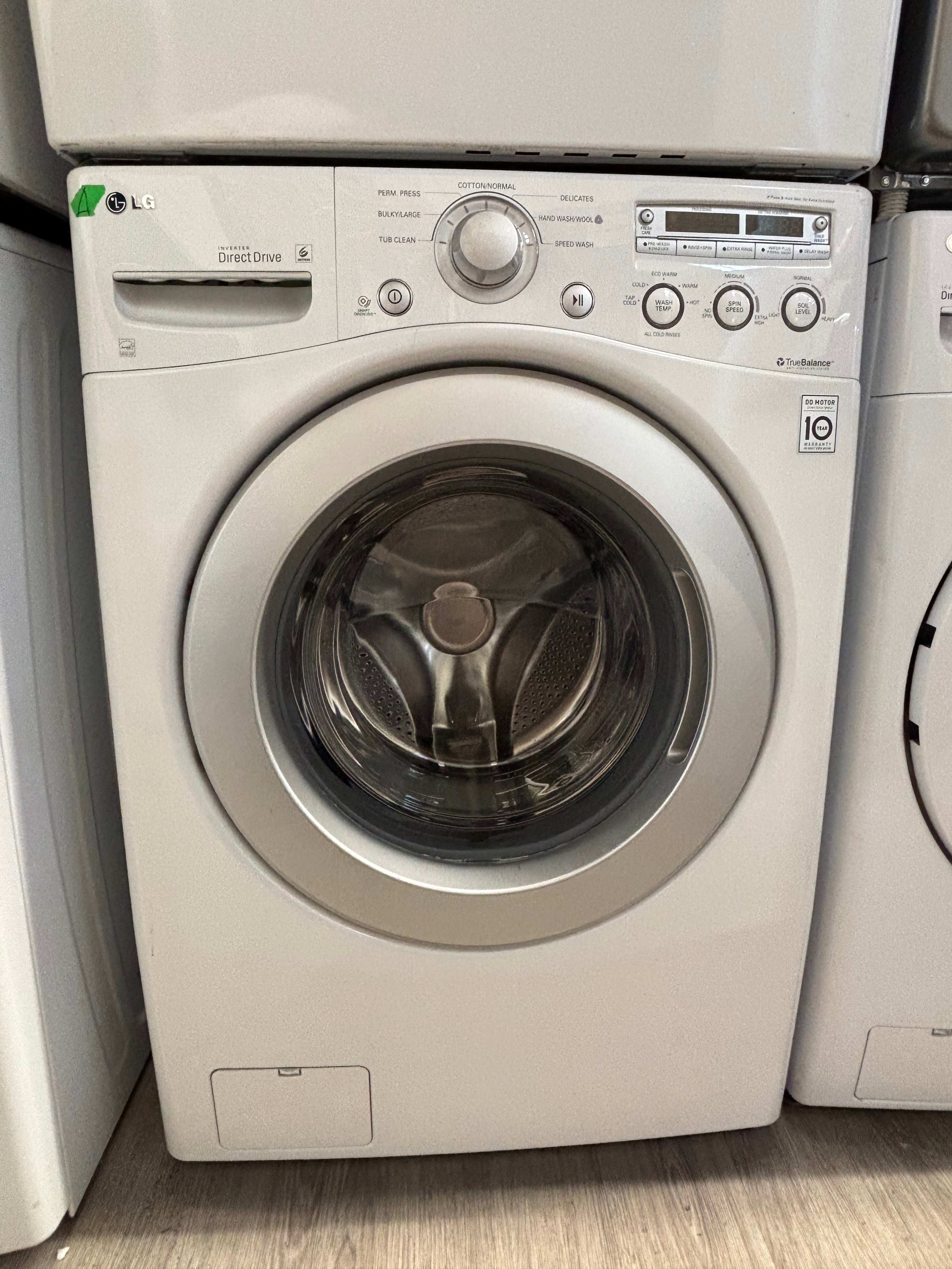LG 27” Front Load Washer & Dryer Set (WM2250CW & DLE5977WM)