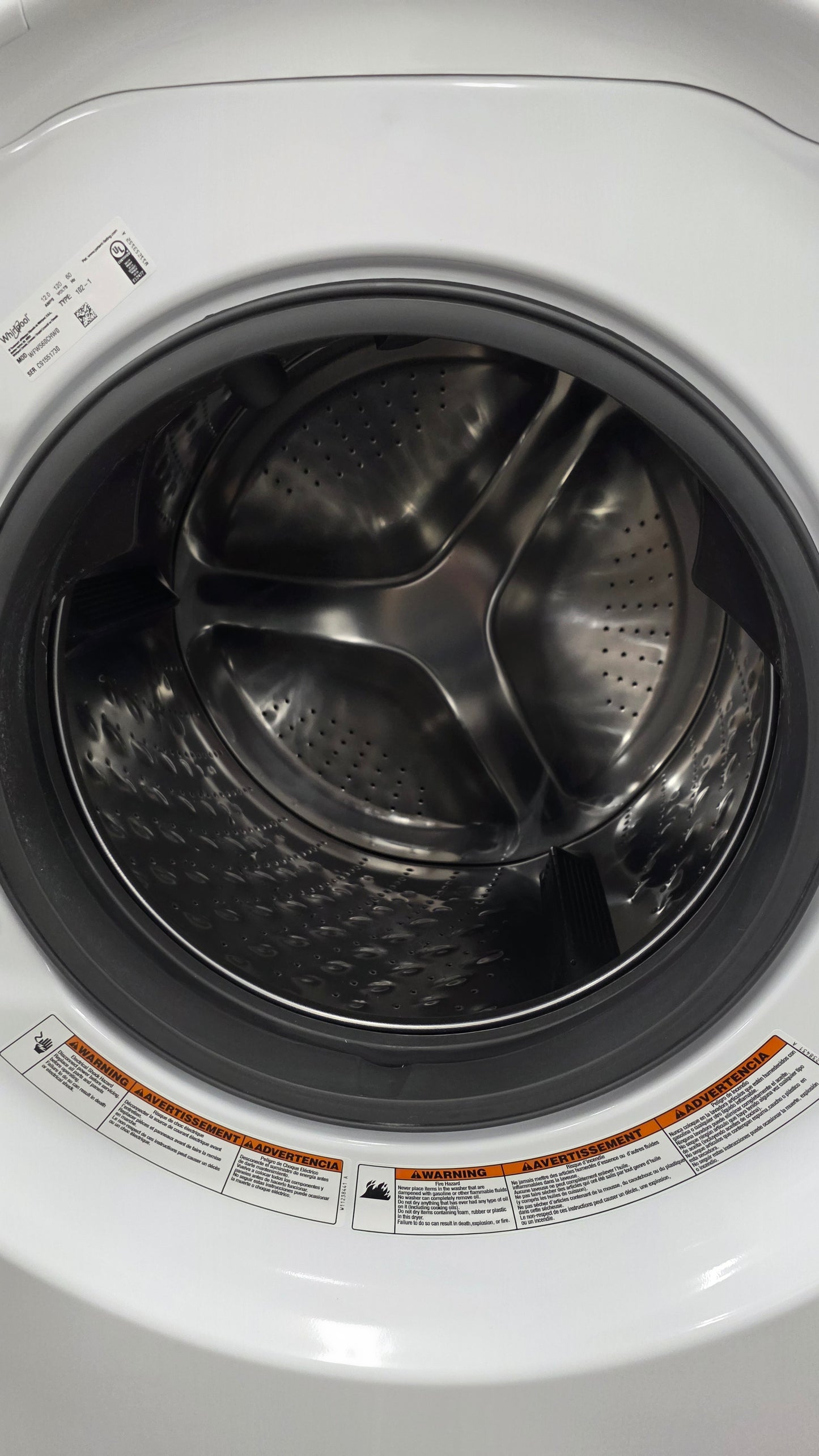 Whirlpool 27" Front Load Washer WFW560CHW