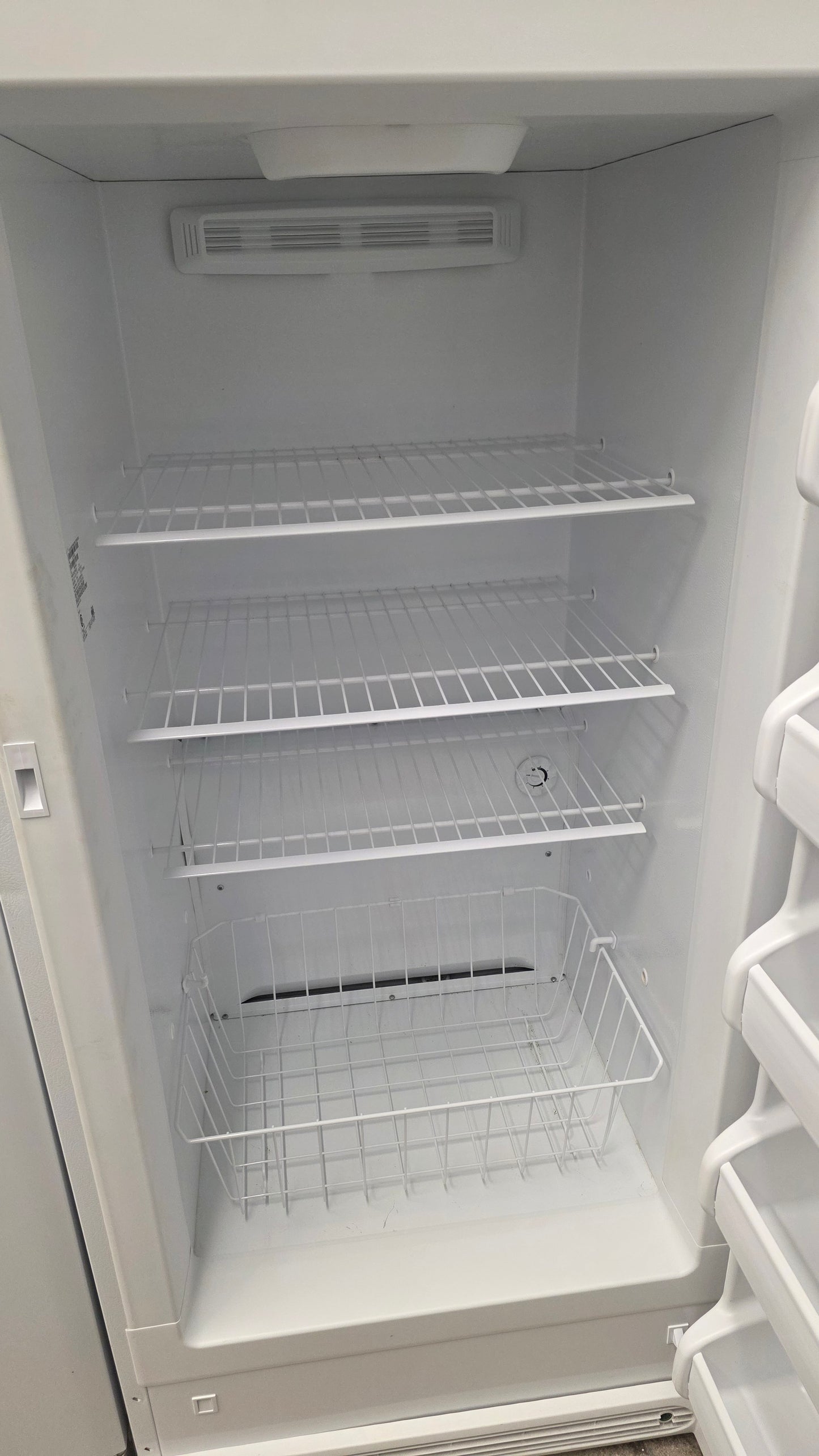 Kenmore 30" Upright Freezer 253.2242410