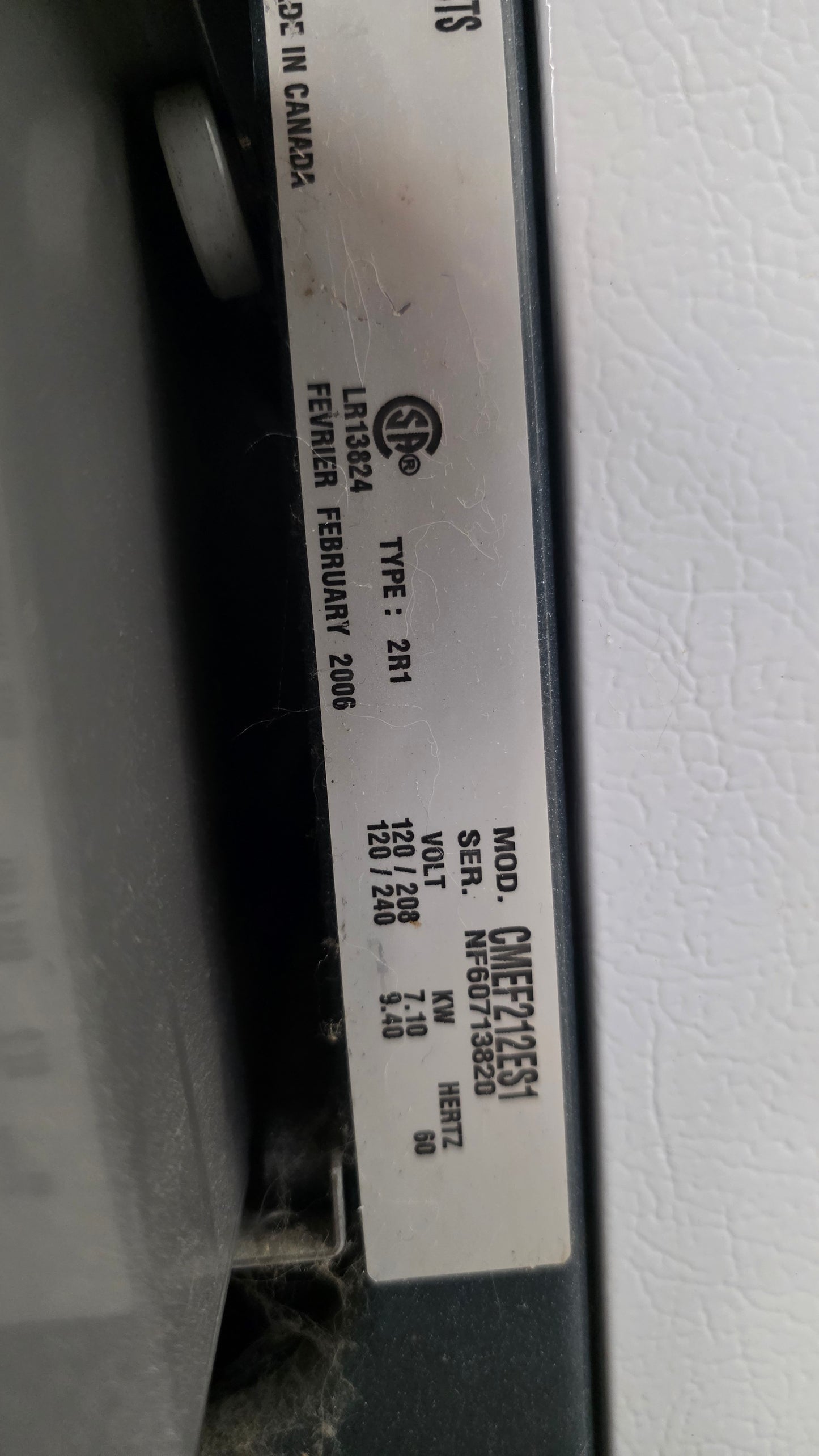 Frigidaire 24" Coil Top Range- CMEF212ES1