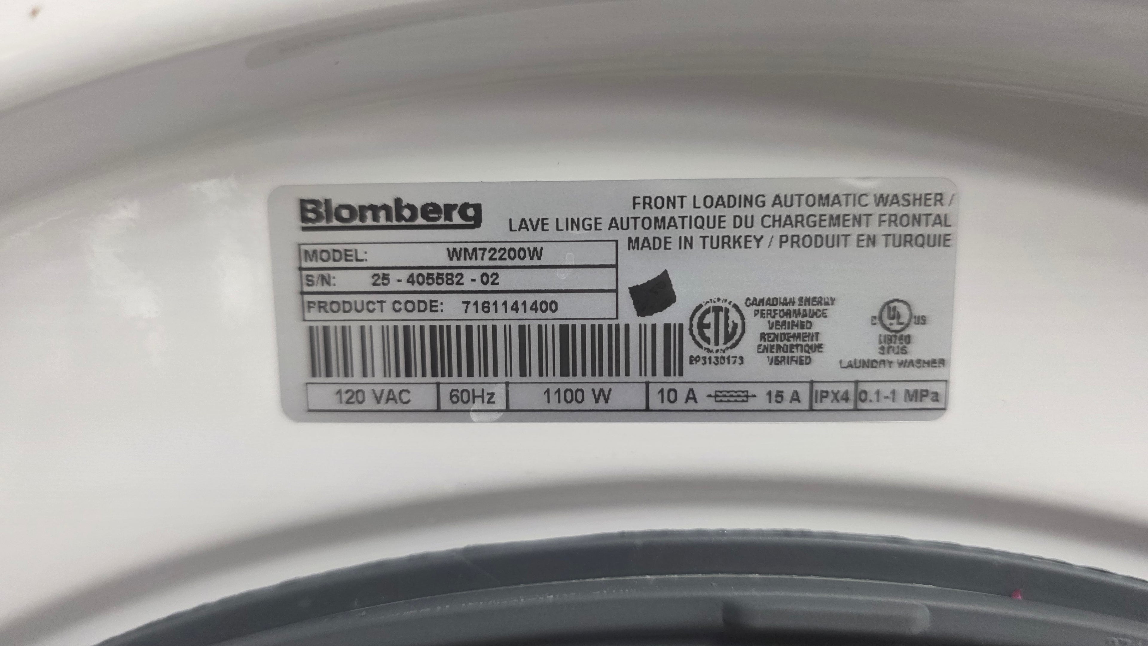 New Blomberg 24” Front Load Washer & Dryer Set - DV17600W2 & WM72200W - 1 YEAR WARRANTY