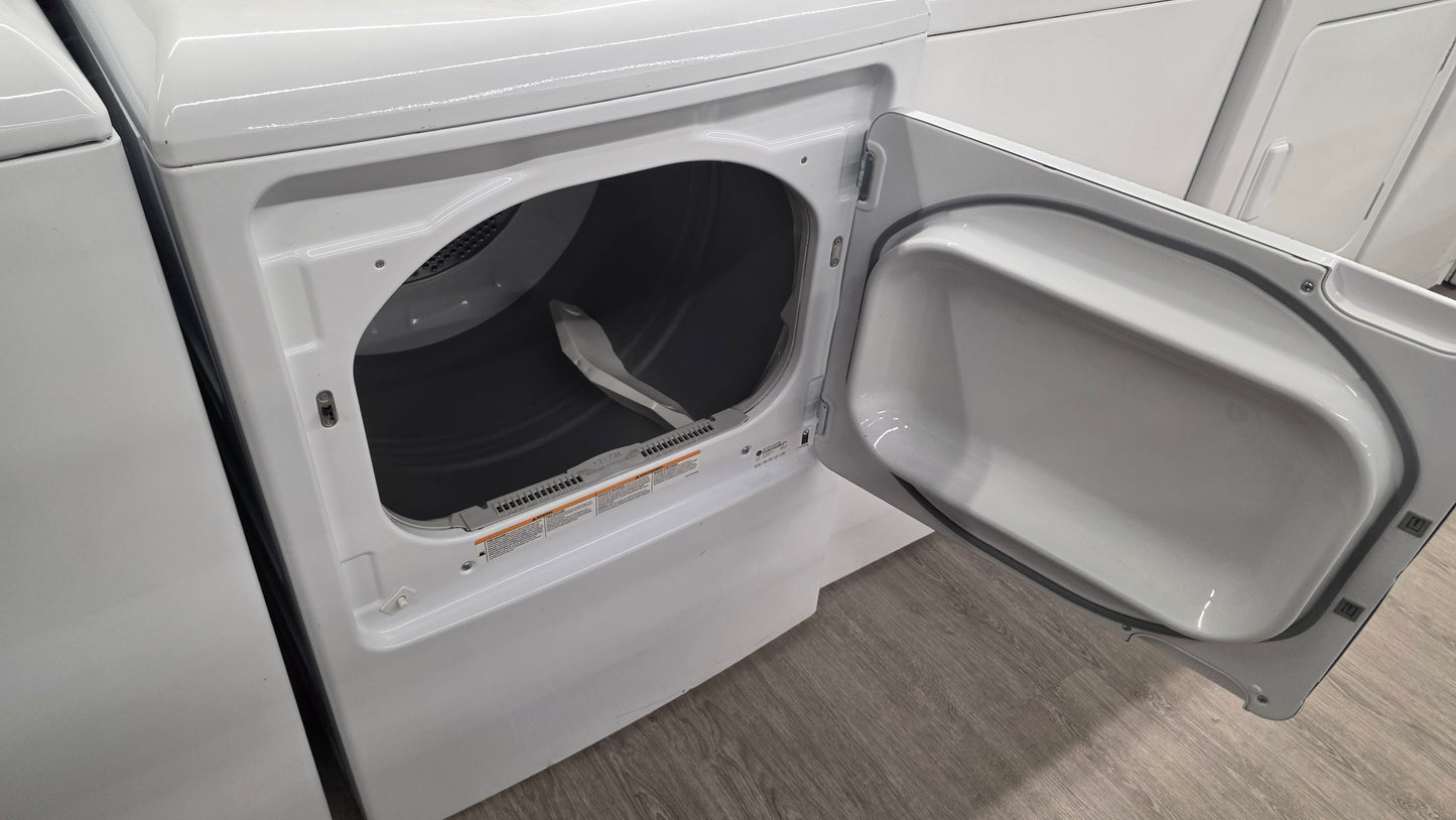 GE Top Load Washer and Dryer Set- washer GTW331BMR0WS dryer GTD40EBMK0WW