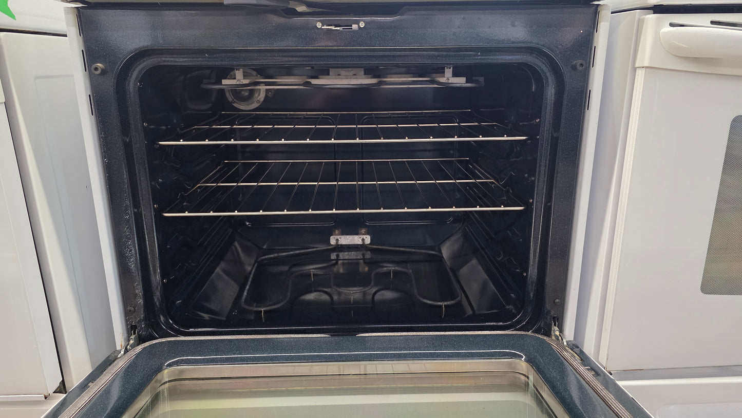 GE 30" White Coil Top Range- JCBP24ODM2WW