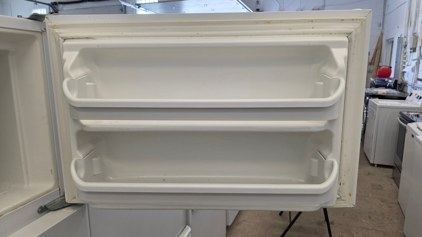 Frigidaire 30" Top Freezer Fridge- FFTR1817LW2