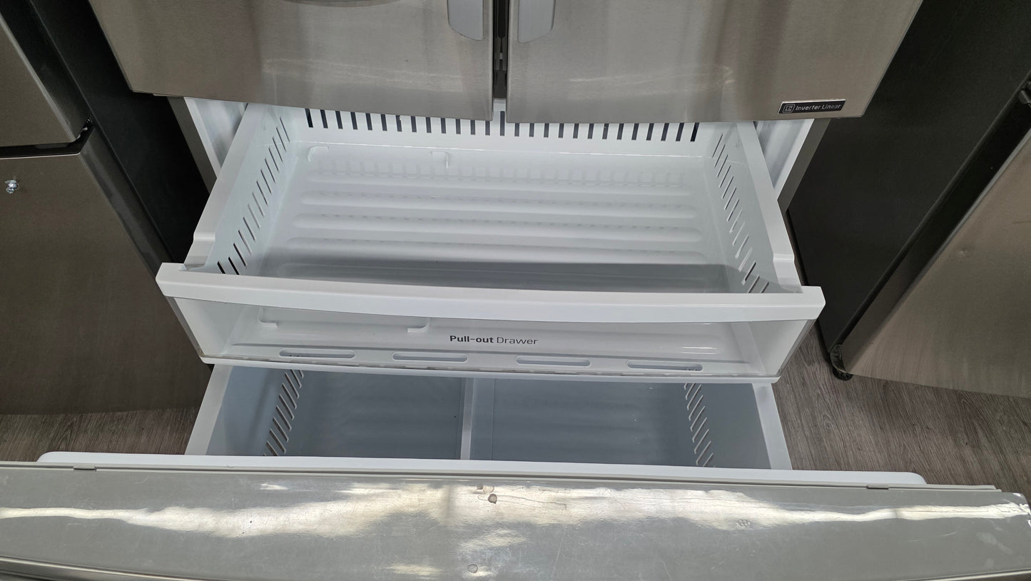 LG 36" French Door Fridge -LFX2896 (ice maker and water dispenser not working)