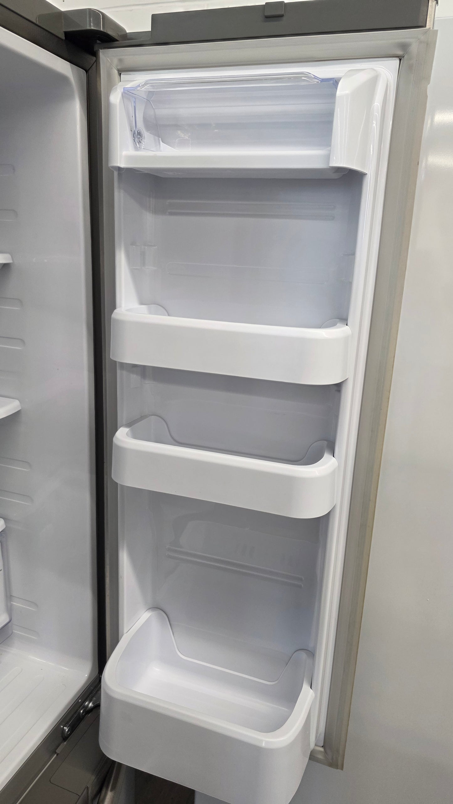Samsung 33" Stainless Steel French Door Fridge -RF18HFENBSR