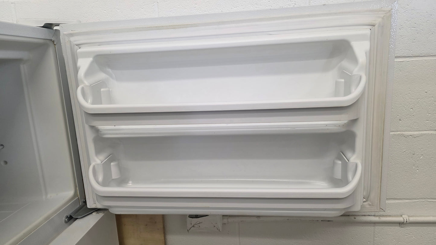 White-Westinghouse 30" Top Freezer Fridge- WRT8G3EWM