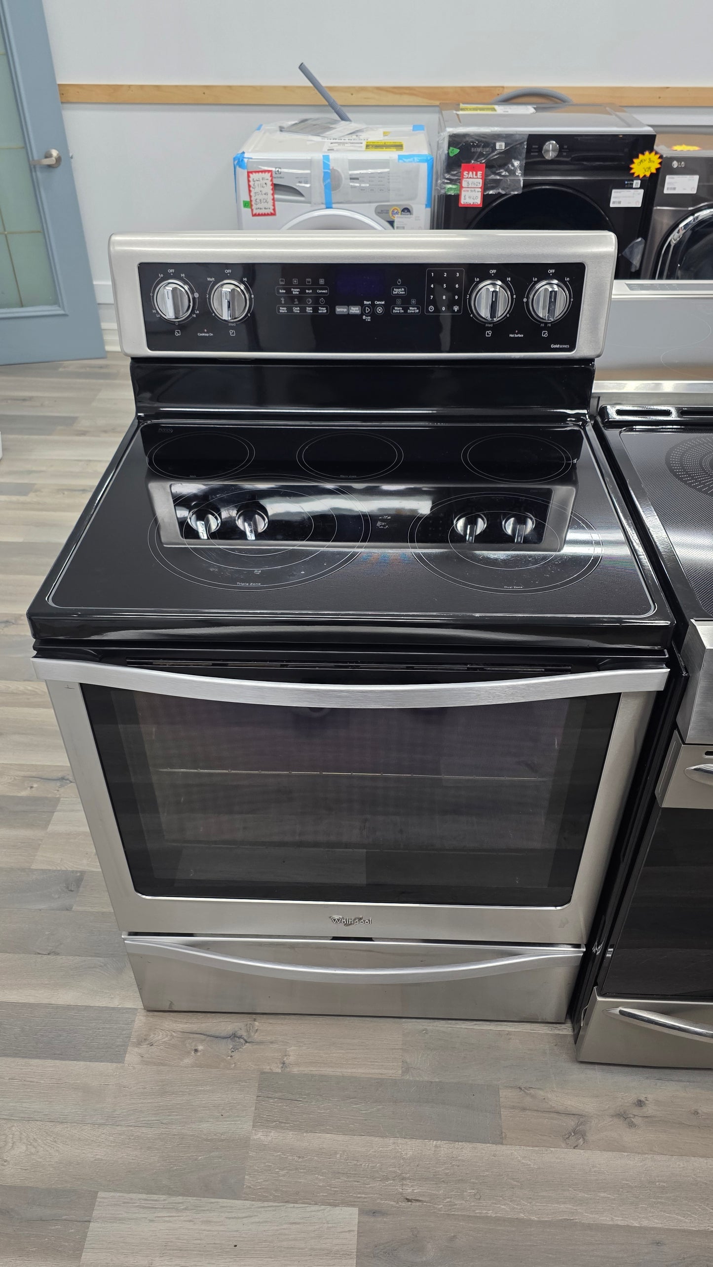 Whirlpool 30" Glass Top Range YWFE745HFS