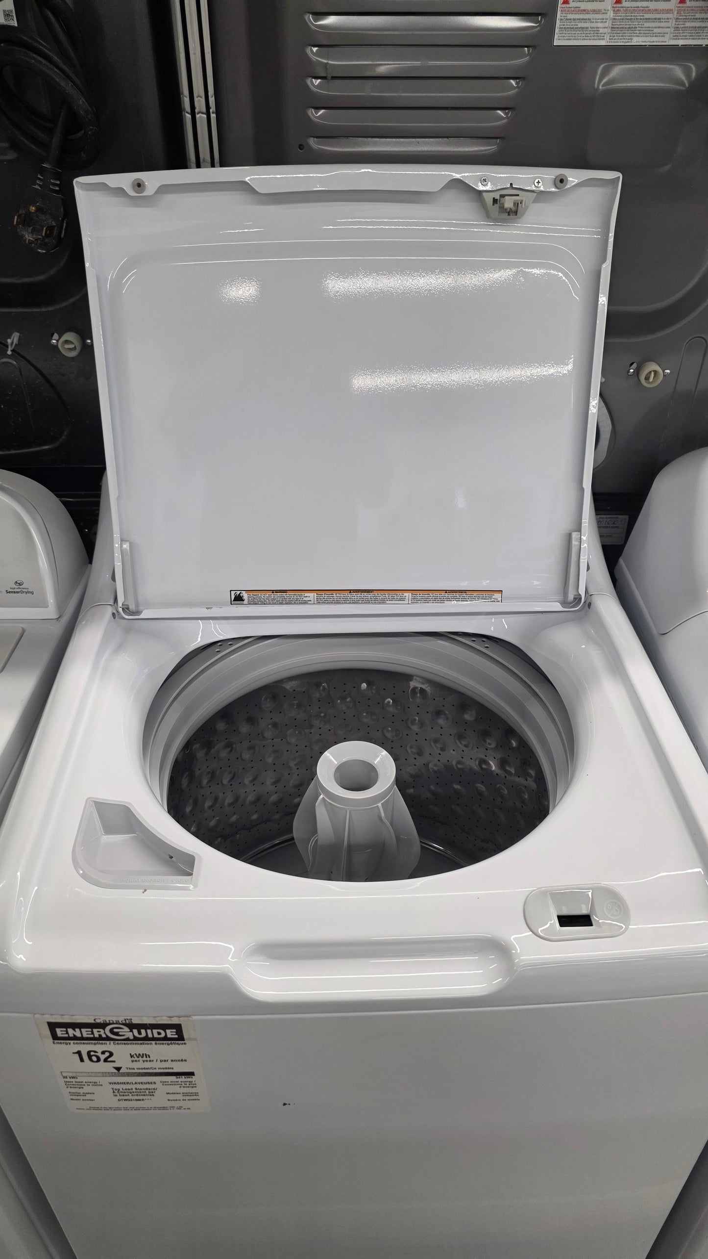 GE Top Load Washer and Dryer Set- washer GTW331BMR0WS dryer GTD40EBMK0WW