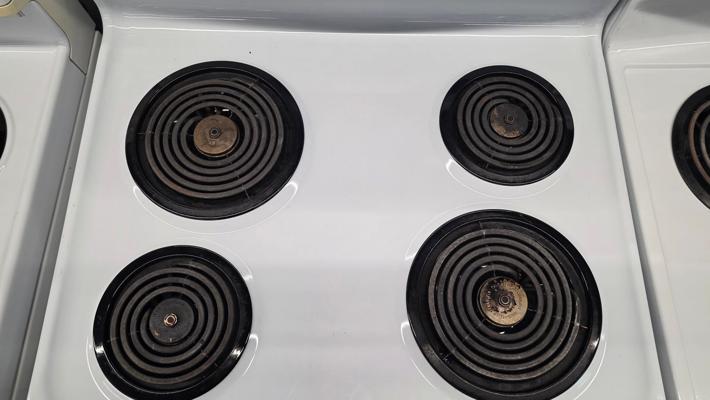 GE 30" White Coil Top Range- JCBP24ODM2WW