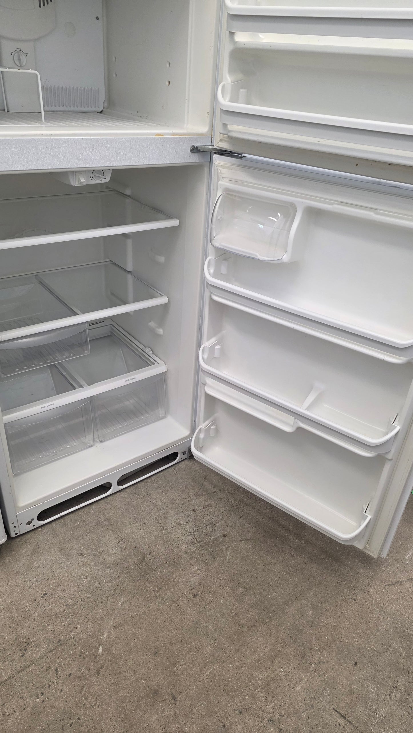 Frigidaire 30" Top Freezer Fridge- FFTR1817LW2