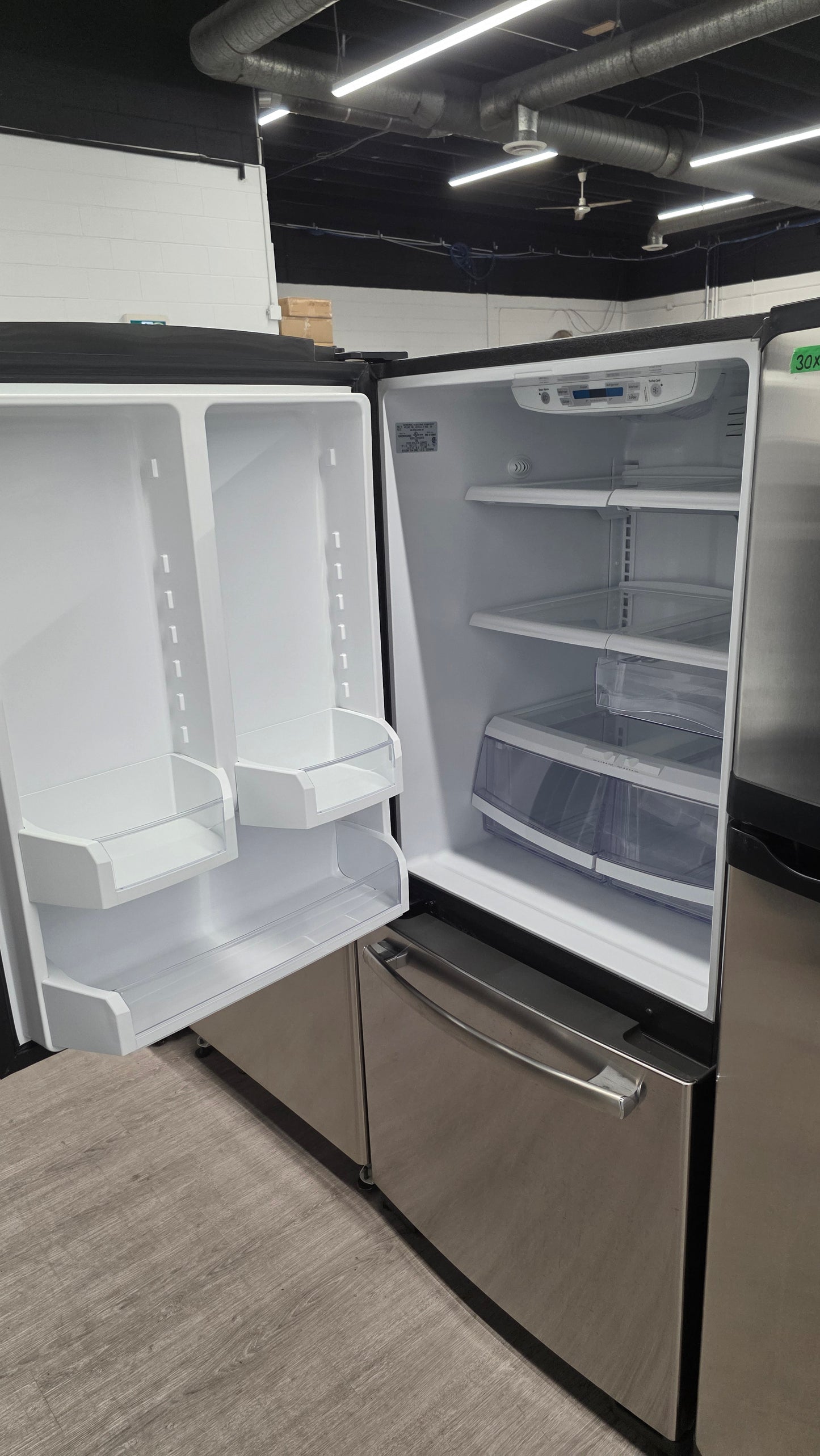 GE 30" Bottom Freezer Fridge PDR20KSEARES