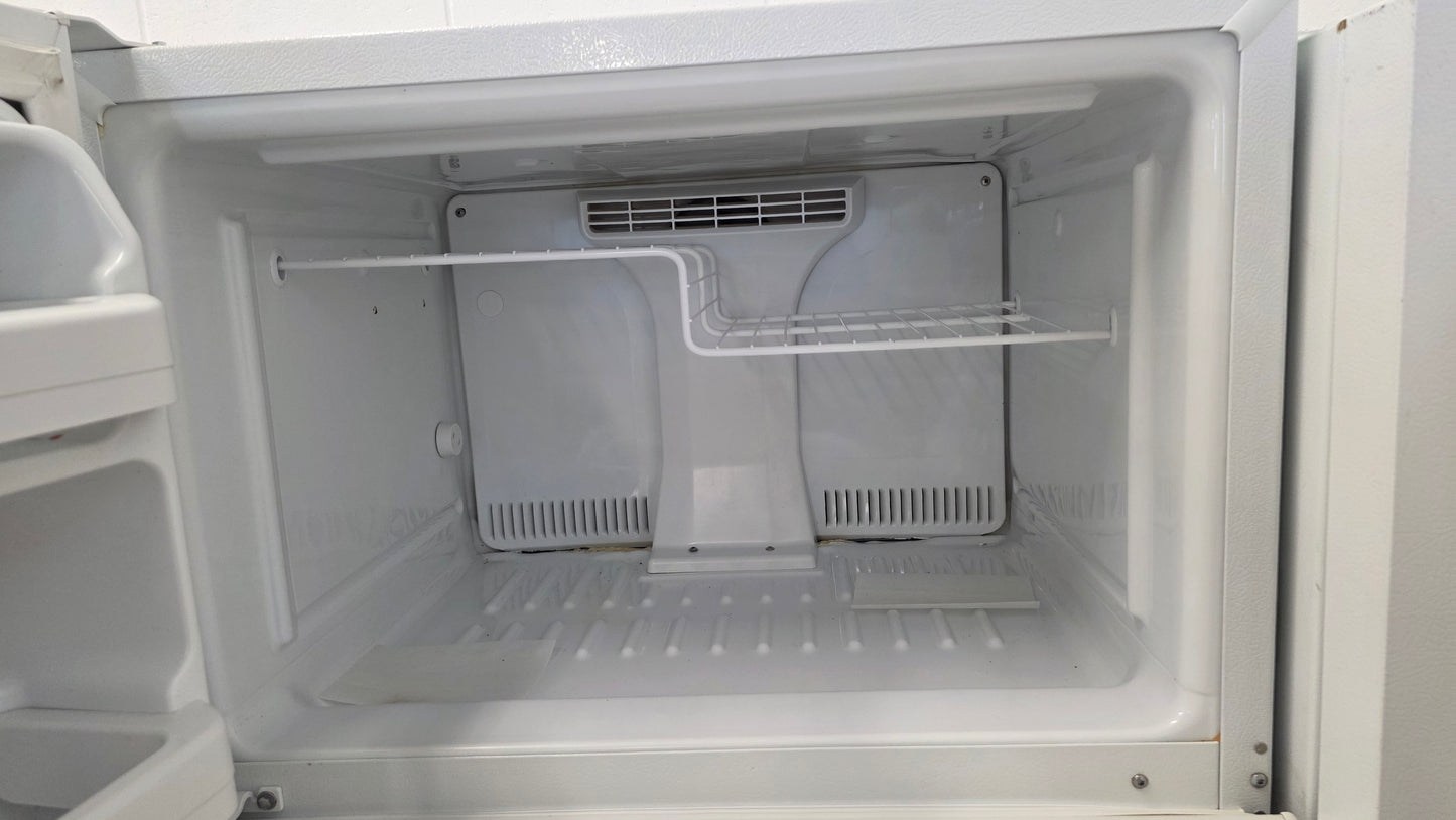 GE 28" Top Freezer Fridge- GTS18GBSFRWW