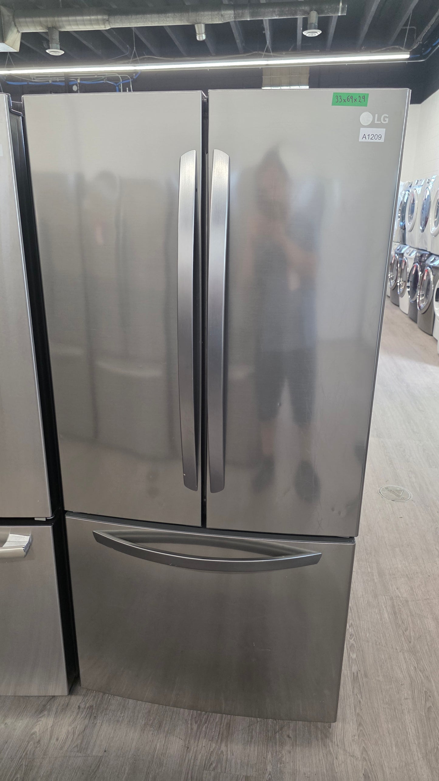 LG 33" French Door Fridge LRFNS2503V /00