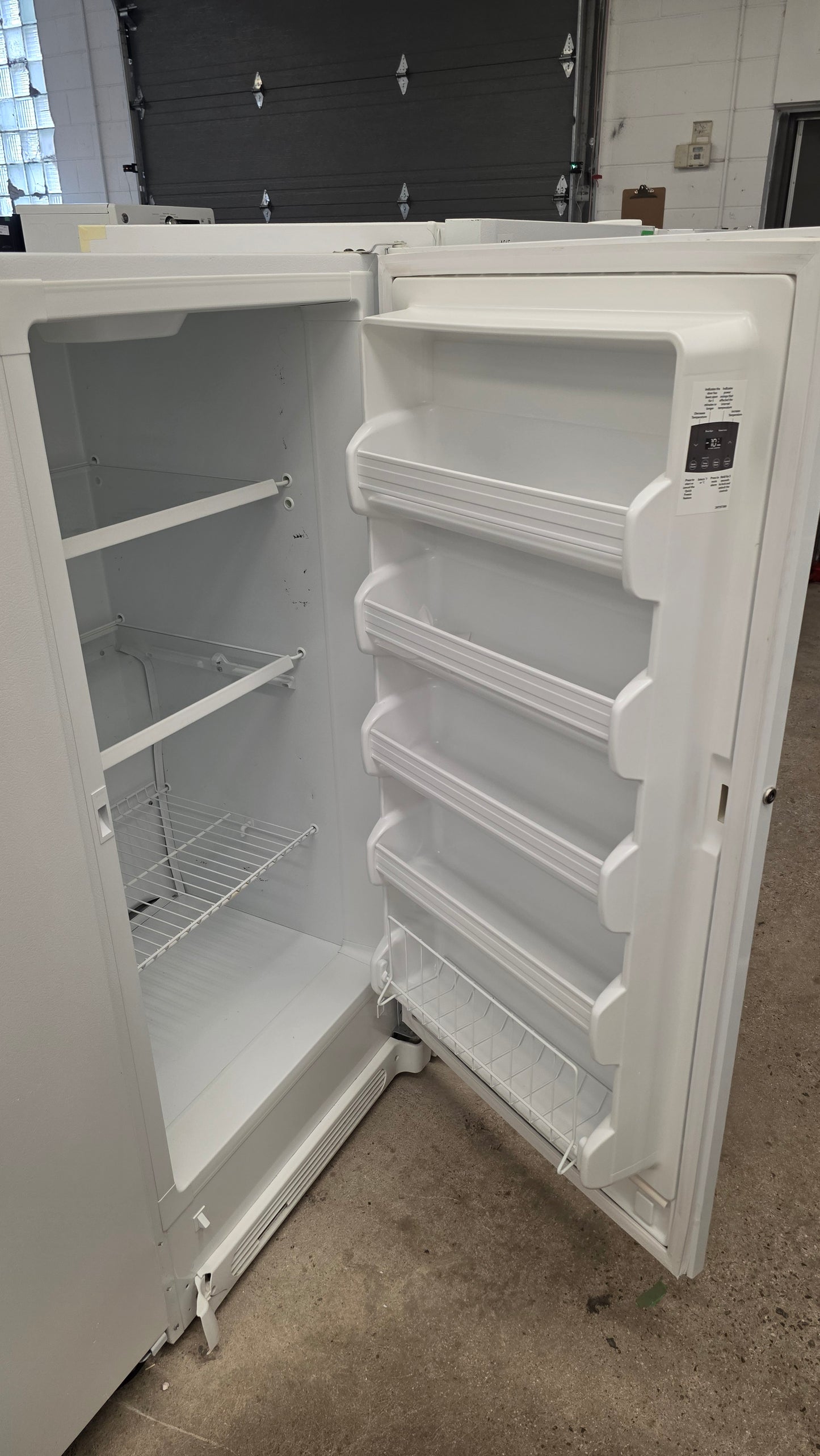 Kenmore 28" Upright Freezer- 970-184120