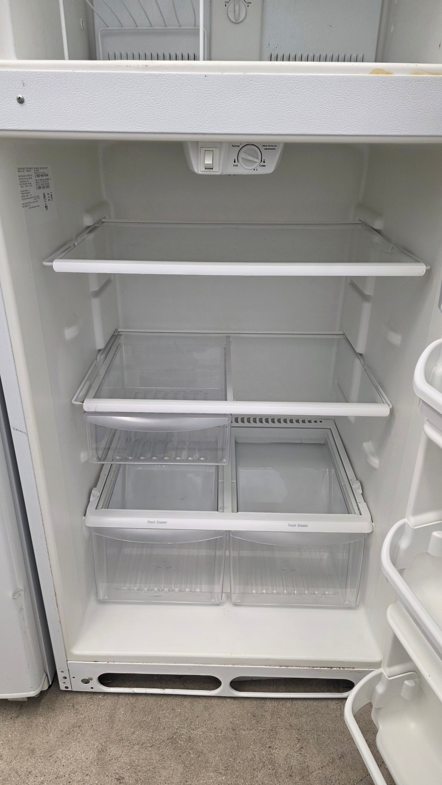 Frigidaire 30" Top Freezer Fridge- FFTR1817LW2