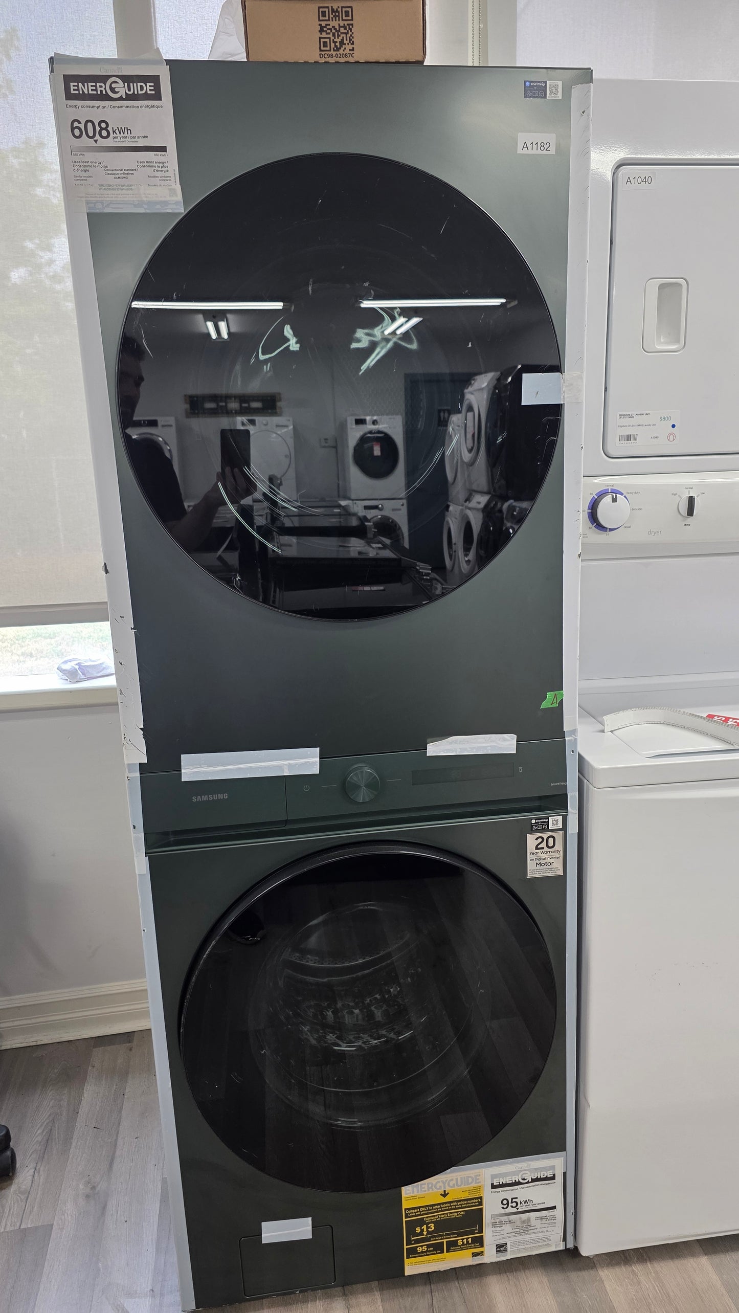 Open Box Samsung 27" Front Load Washer and Dryer Combo - washer WH46DBH550E dryer WH46DBH55OEF