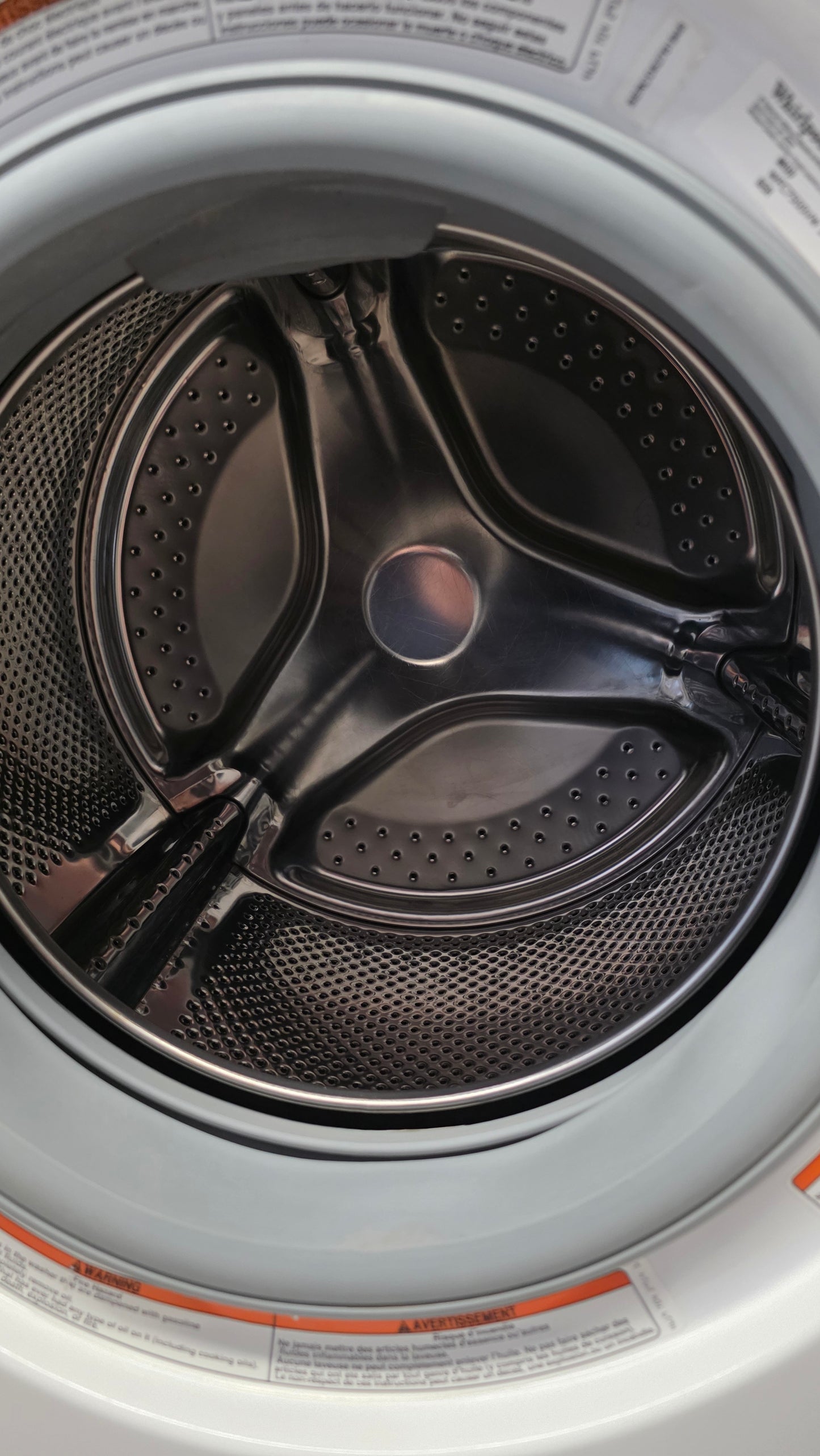 Whirlpool 24" Front Load Washer - WFC7500VW 2