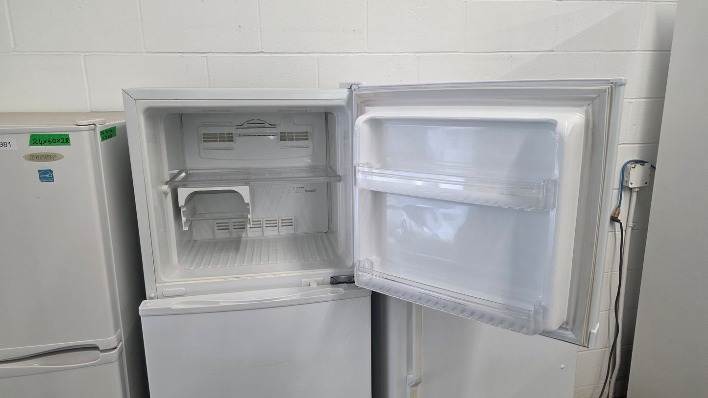 Maytag 24" Top Freezer Fridge etiket yok