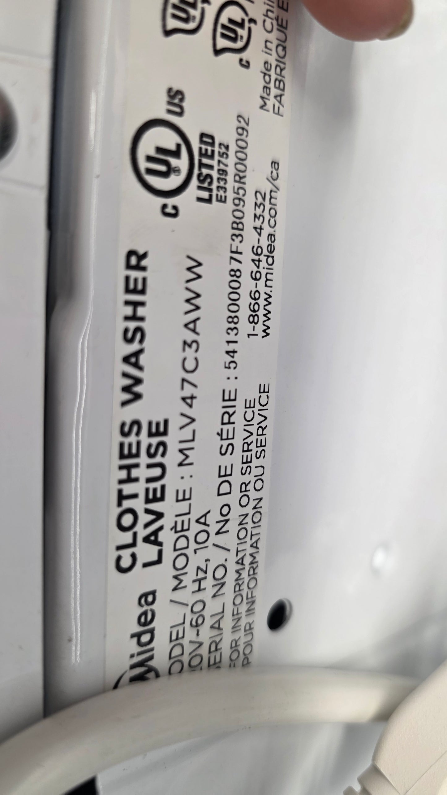 Open Box Midea 27" Top Load Washer MLV47C3AWW