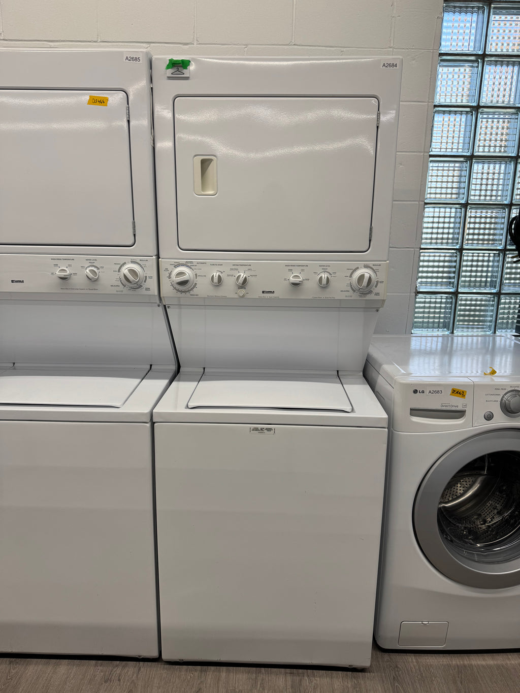 Kenmore Stacked Washer & Electric Dryer Laundry Centre 970-C94812-00 | Ottawa