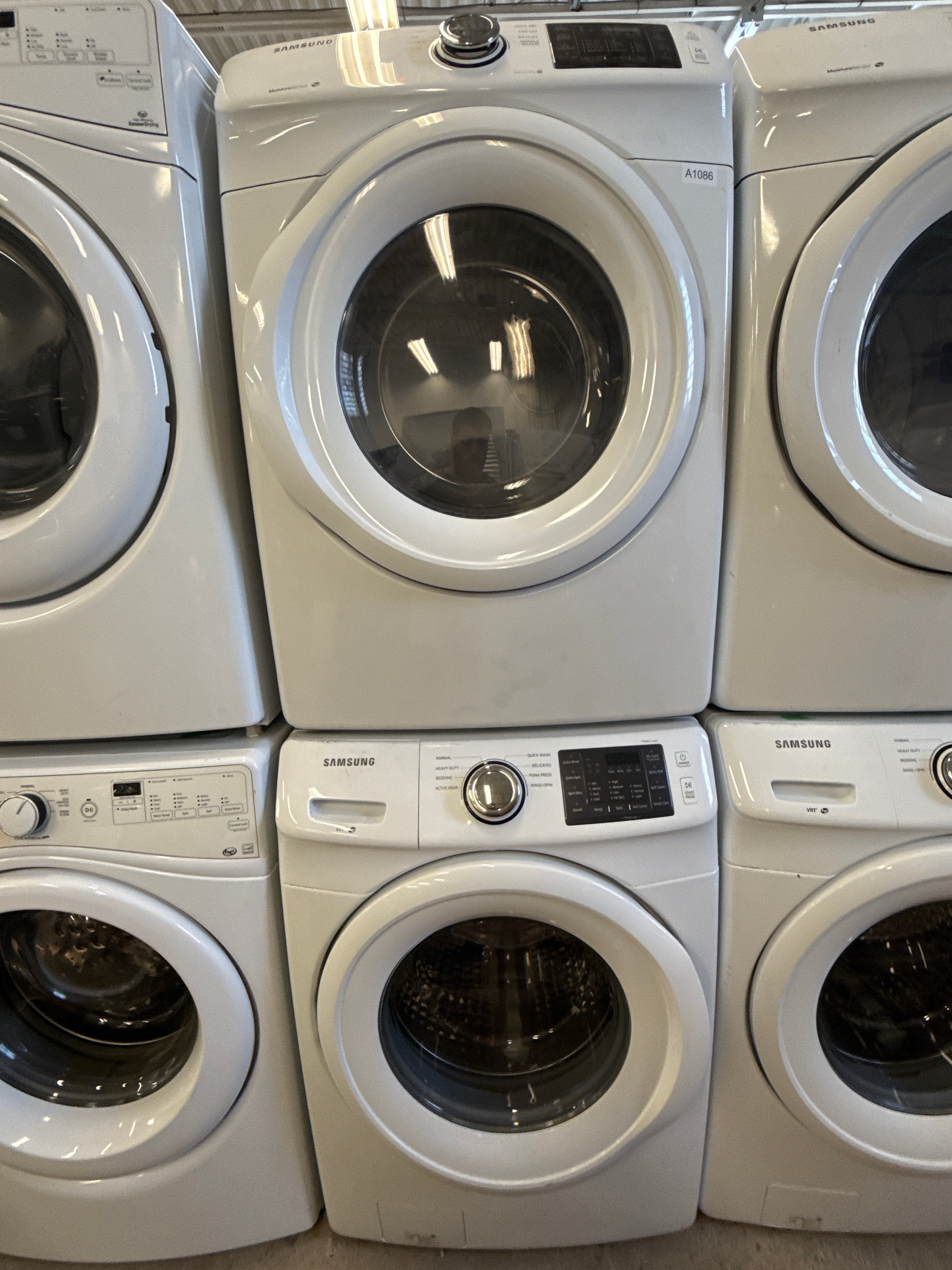 Samsung 27” Washer and Dryer Set (Washer-wf45m5100aw/a5 Dryer-dv42h5000ew/ac)