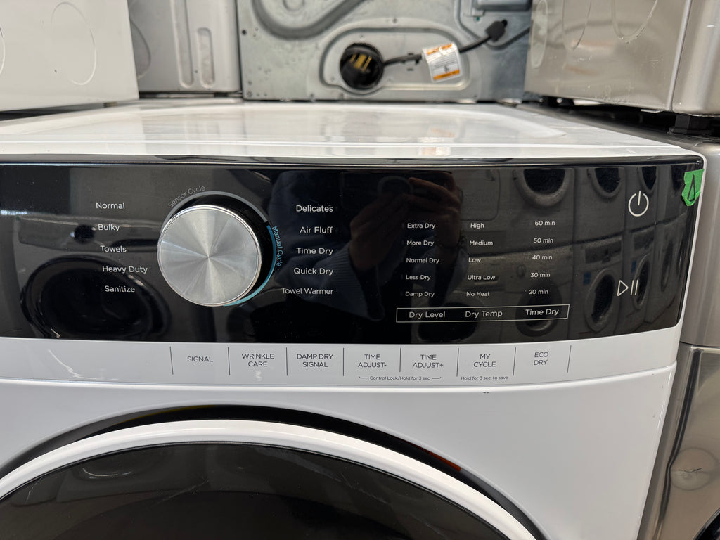 MIDEA 27” Front Load Dryer- MLE52N3AWW