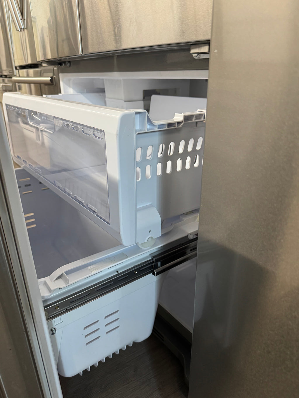 Samsung 32” Counter Depth French Door Refrigerator - RF197ACRS